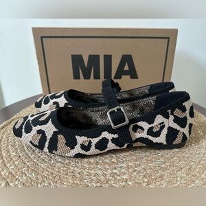 NEW IN BOX MIA Brita Leopard Knit Mary Jane Ballet Flats Size 7.5